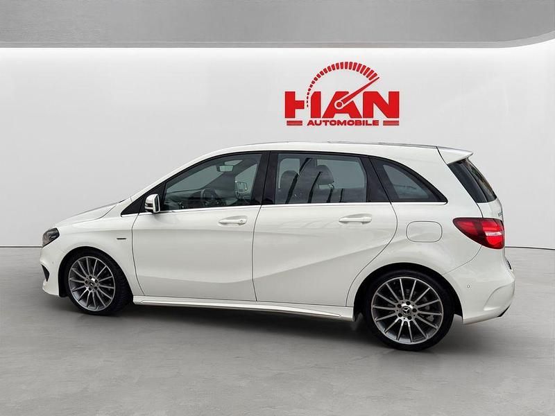 Gebraucht Mercedes B200 Style 156 PS (114 kW) 2018 Weiß Van / Kleinbus