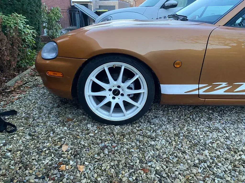 Gebraucht Mazda MX5 110 PS (80 kW) 1998 Orange Cabrio