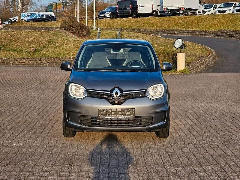 Gebraucht Renault Twingo LIMITED 73 PS (53 kW) 2021 Grau Kleinwagen