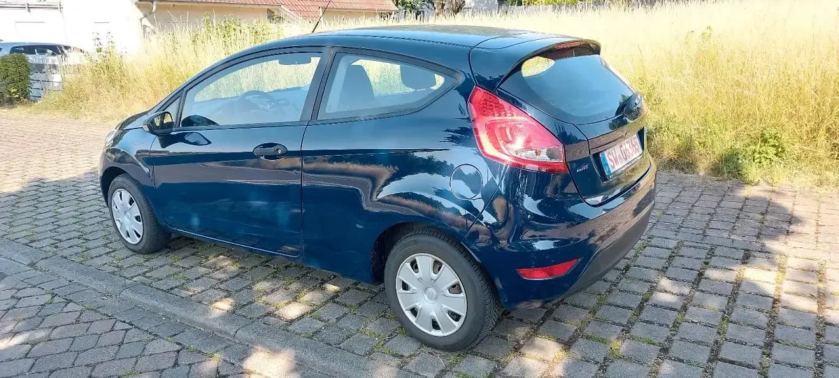 Gebraucht Ford Fiesta 60 PS (44 kW) 2009 Blau Kleinwagen