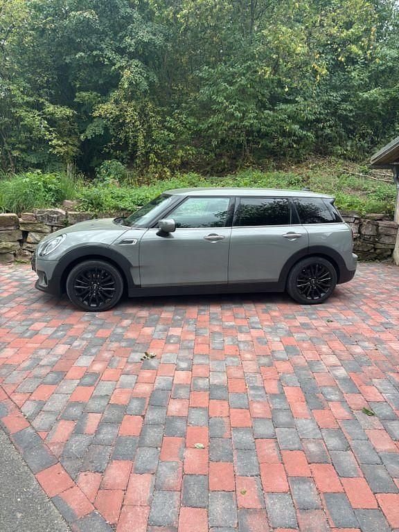 Grau Gebraucht 2020 Mini Cooper Clubman Kombi | 16.999 € (Superpreis) - Bild 1/4