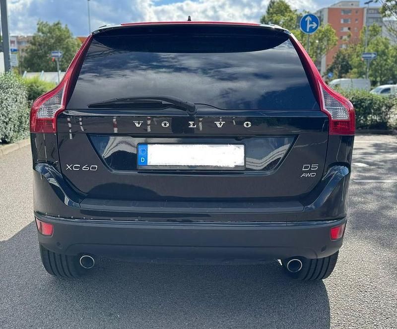 Gebraucht Volvo XC60 Summum 215 PS (158 kW) 2012 Schwarz SUV