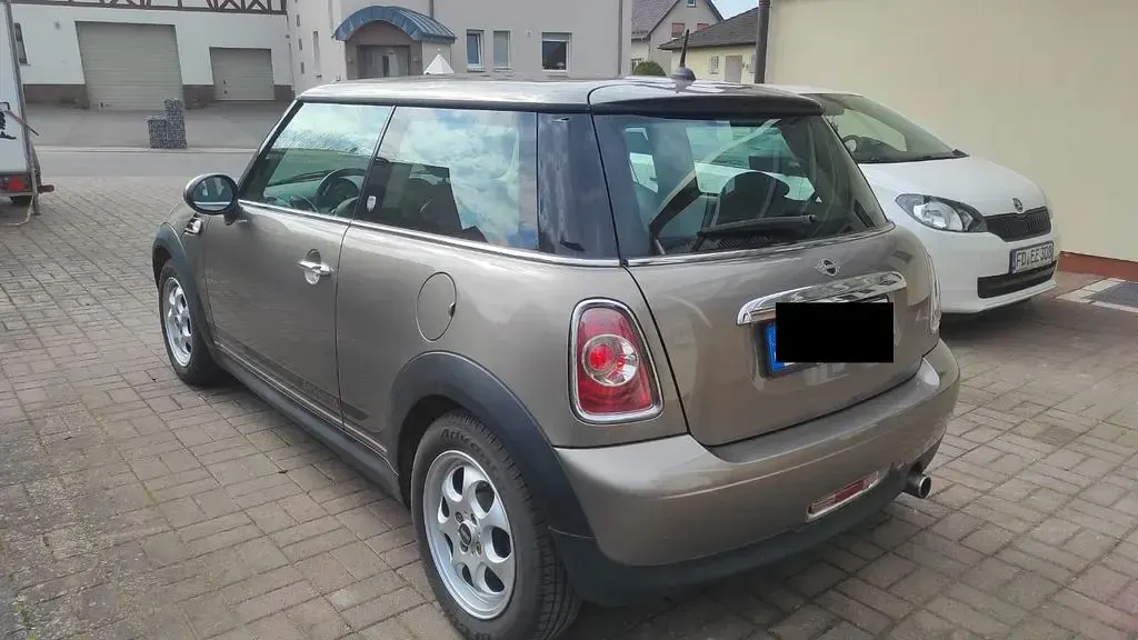 Gebraucht Mini ONE 75 PS (55 kW) 2012 Andere farben Kleinwagen