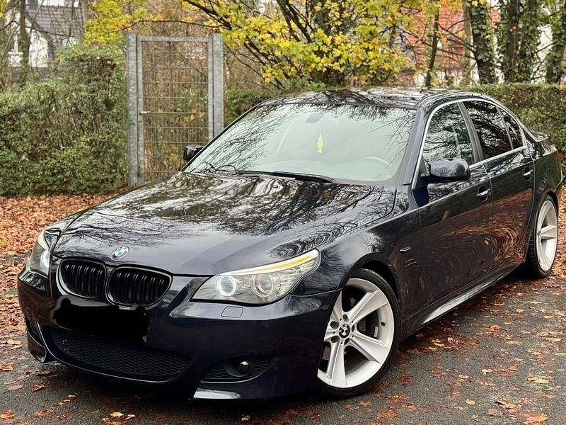 Blau Gebraucht 2008 BMW 525 M Sport Limousine | 5.950 € (Superpreis) - Bild 1/4