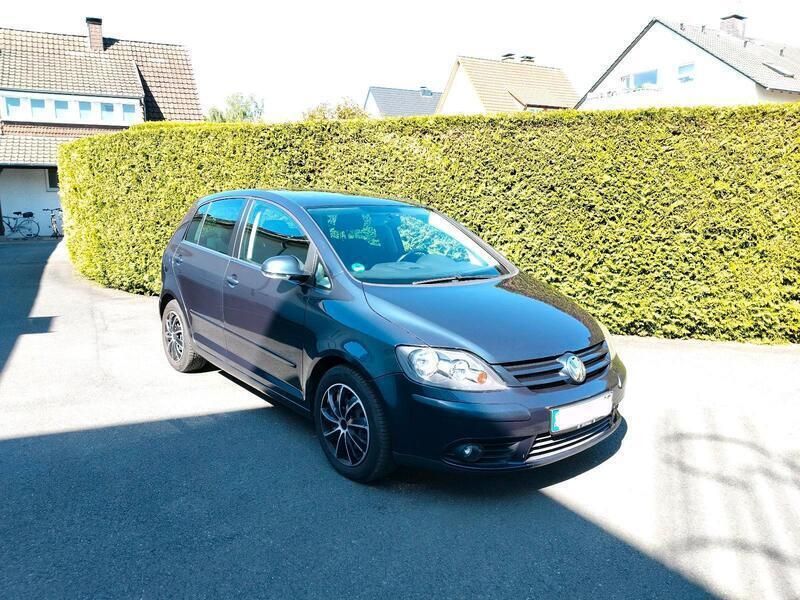 Blau Gebraucht 2007 VW Golf Plus Cross Edition Van / Kleinbus | 3.999 € (Fairer Preis) - Bild 1/4