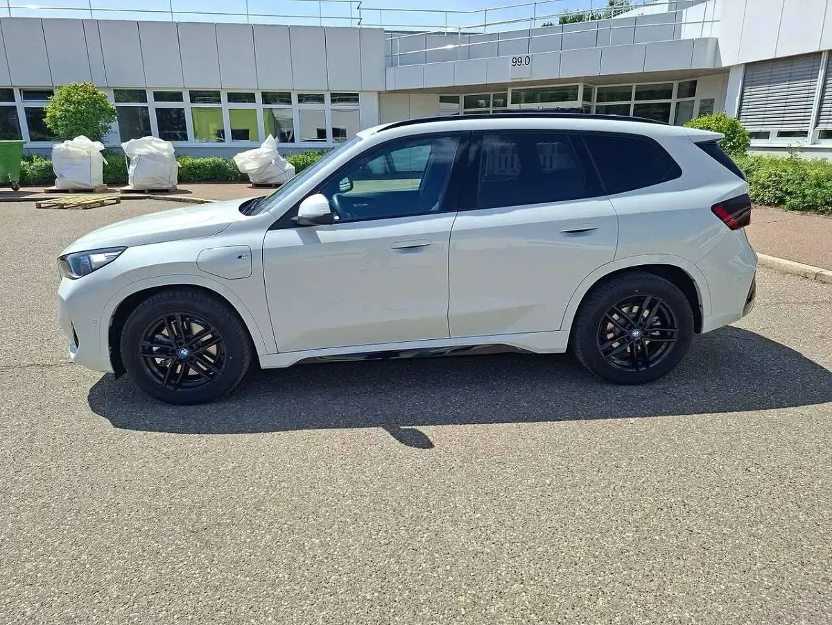 Gebraucht BMW X1 M Sport 326 PS (239 kW) 2025 Weiß SUV
