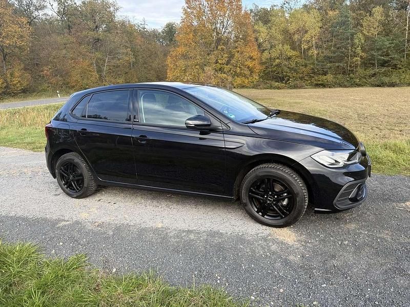 Gebraucht VW Polo Move 95 PS (69 kW) 2024 Schwarz Kleinwagen