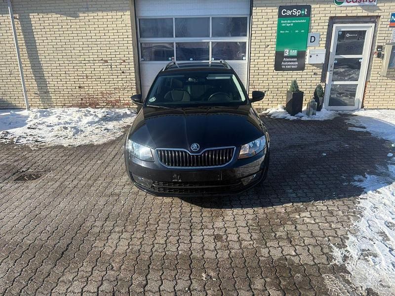 Gebraucht Skoda Octavia Elegance 140 PS (102 kW) 2014 Schwarz Kleinwagen