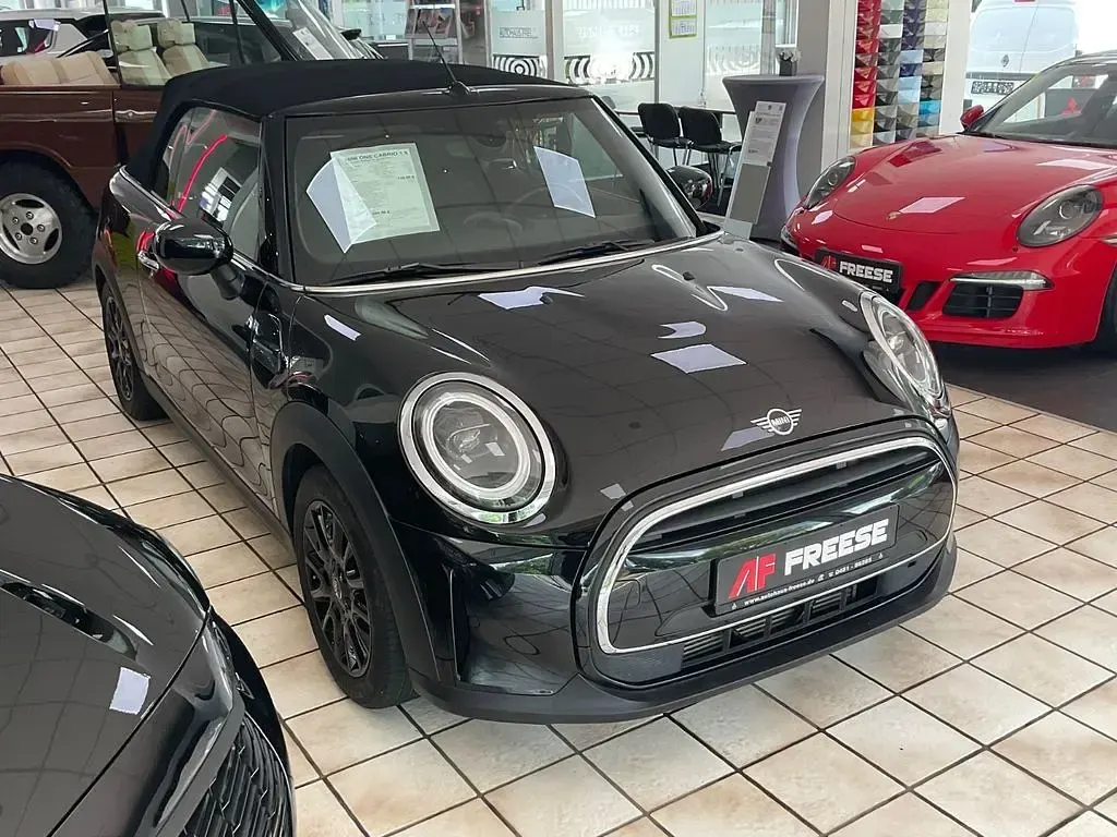 Gebraucht Mini One Cabriolet 102 PS (75 kW) 2021 Schwarz Cabrio
