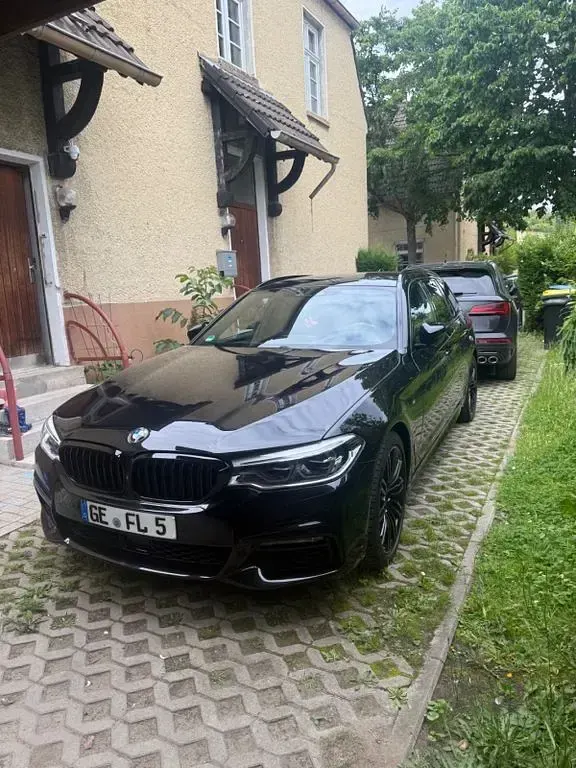 Gebraucht BMW 530 Performance 265 PS (194 kW) 2019 Schwarz Kombi