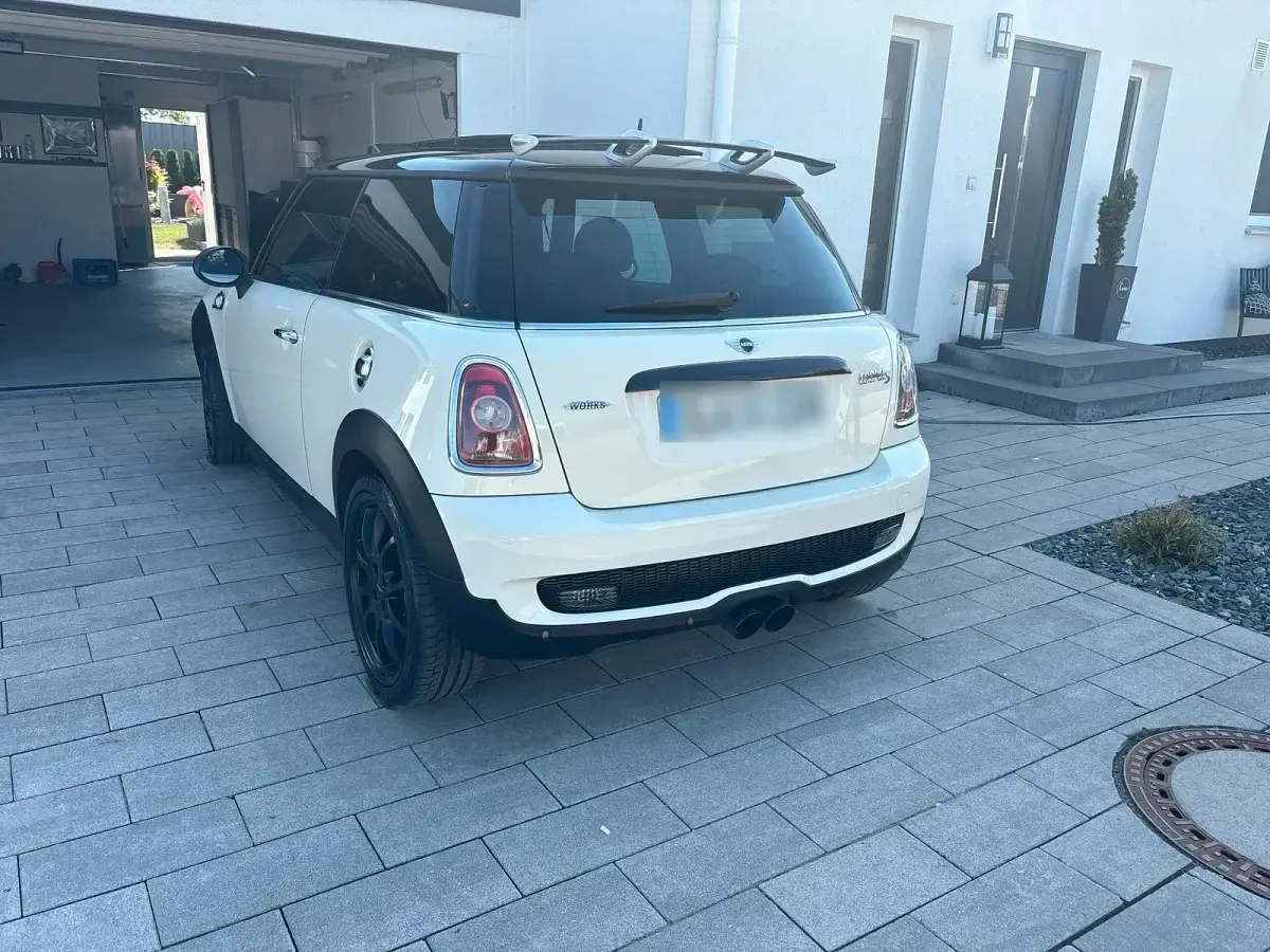 Gebraucht Mini John Cooper Works 220 PS (161 kW) 2007 Beige Kleinwagen