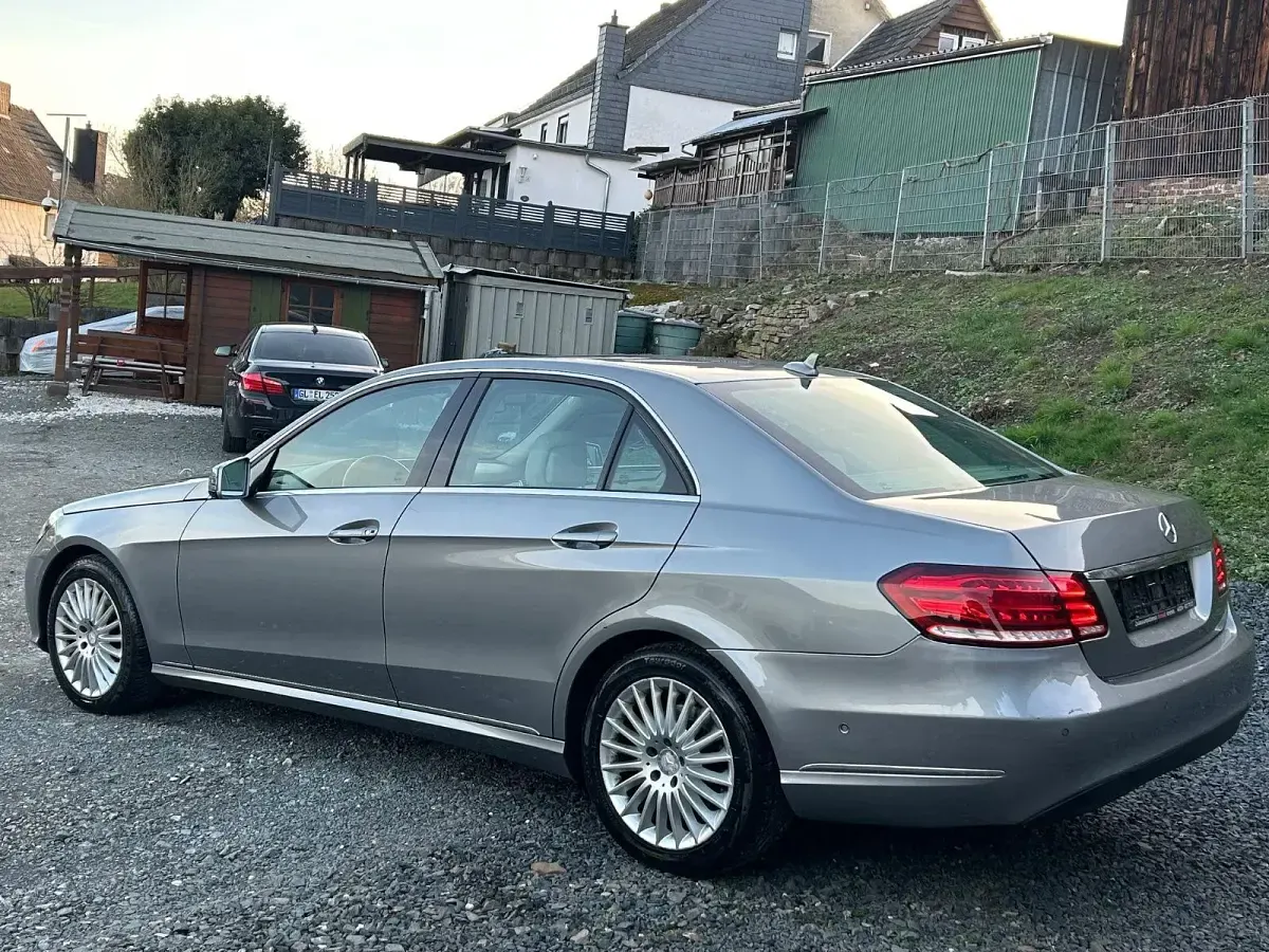 Gebraucht Mercedes E350 252 PS (185 kW) 2013 Silber Limousine