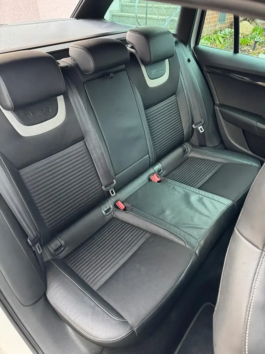 Gebraucht Skoda Octavia RS 220 PS (161 kW) 2014 Weiß Kombi