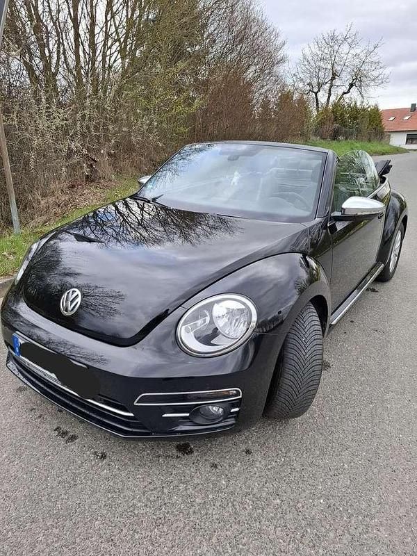 Gebraucht VW Beetle Design 105 PS (77 kW) 2018 Schwarz Kleinwagen
