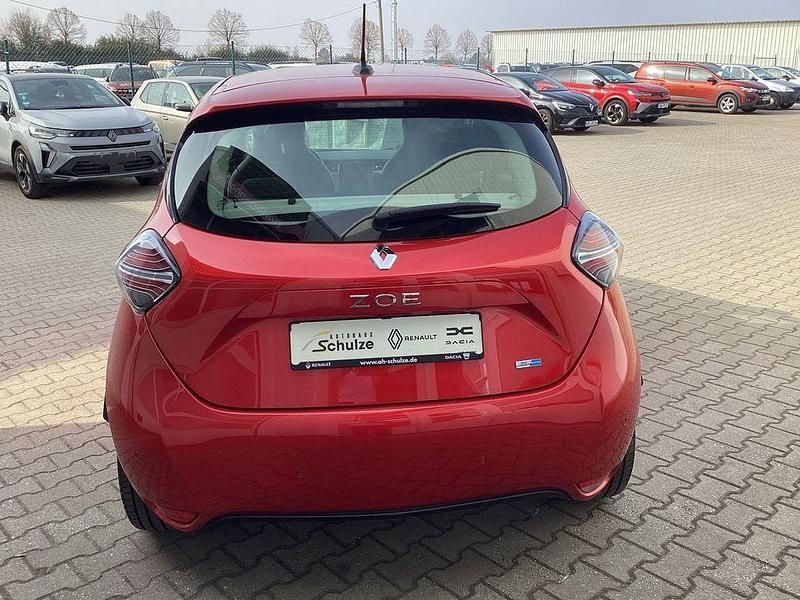 Używany Renault Zoe Experience 50 kW (69 KM) 2021 Czerwony Hatchback