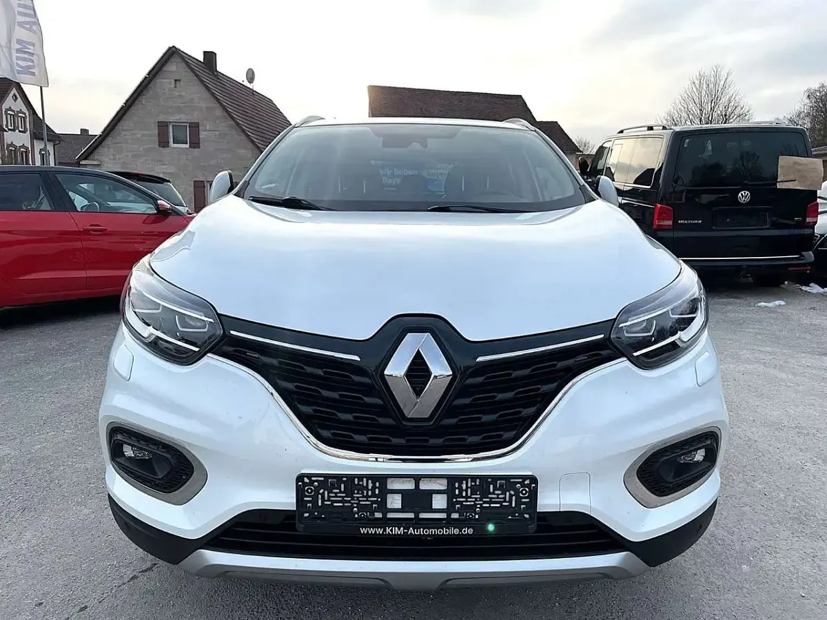 Gebraucht Renault Kadjar LIMITED Deluxe 140 PS (102 kW) 2019 Weiß SUV