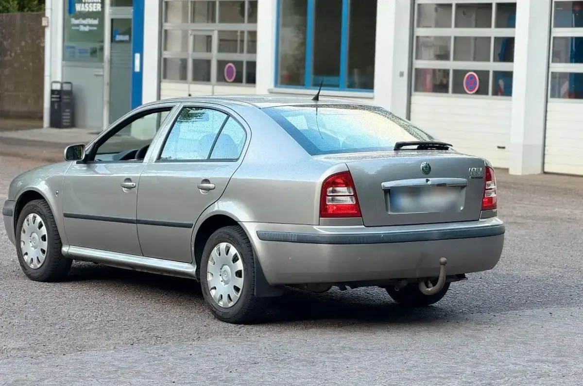 Gebraucht Skoda Octavia 95 PS (69 kW) 2010 Limousine
