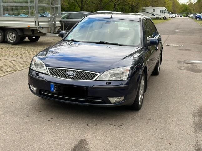 Blau Gebraucht 2004 Ford Mondeo Limousine | 850 € (Superpreis) - Bild 1/4