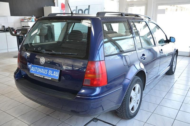 Gebraucht VW Golf IV Highline 116 PS (85 kW) 1999 Blau Kombi