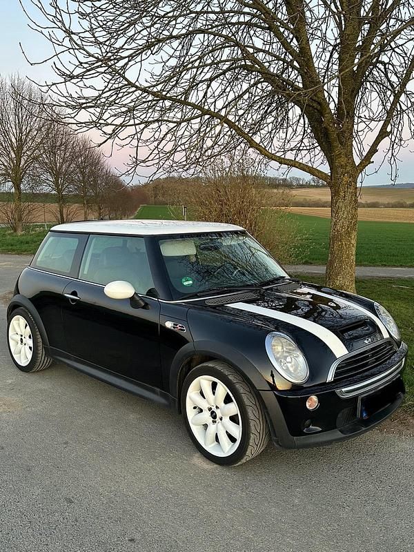 Gebraucht Mini Cooper S 163 PS (119 kW) 2002 Schwarz Kleinwagen