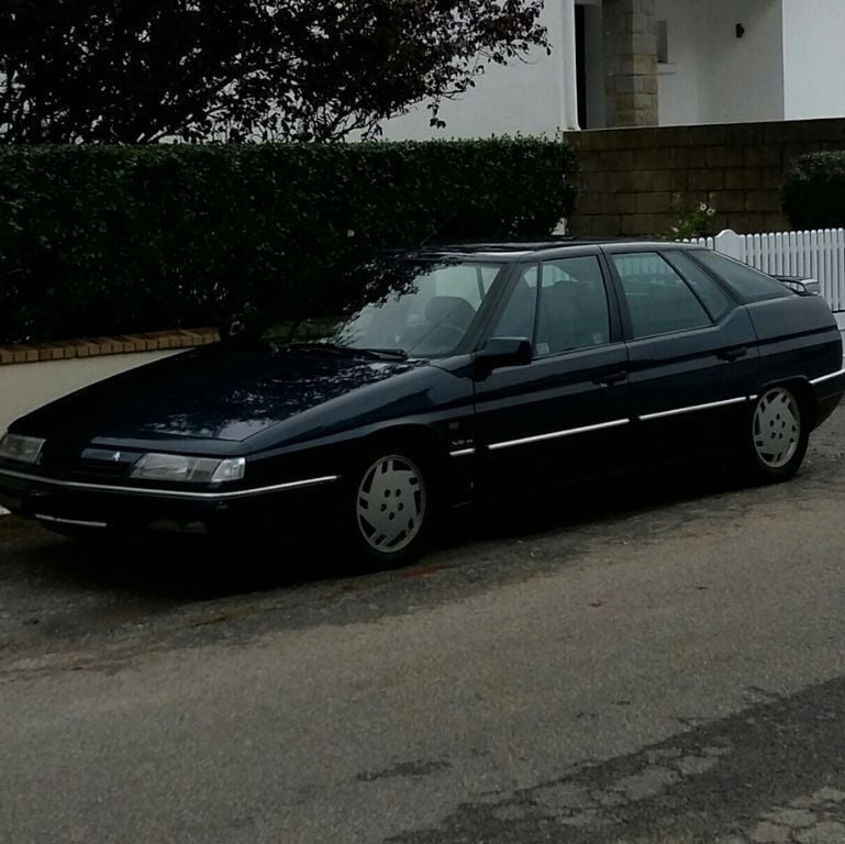 Blau Gebraucht 1992 Citroën XM Exclusive Limousine | 12.900 € - Bild 1/4