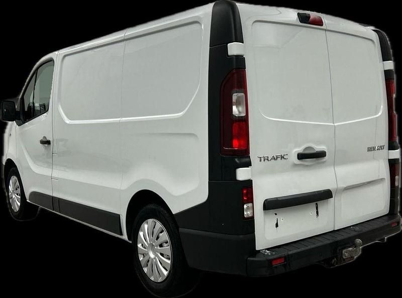Gebraucht Renault Trafic Komfort 125 PS (91 kW) 2018 Weiß Van / Kleinbus