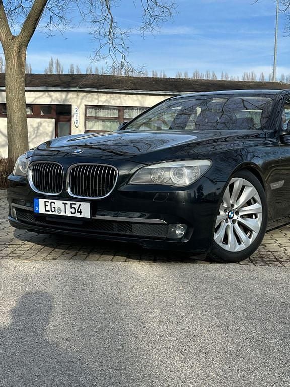 Gebraucht BMW ActiveHybrid 7 Performance 465 PS (342 kW) 2012 Schwarz Limousine