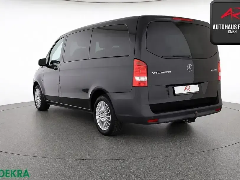 Gebraucht Mercedes Vito 190 PS (139 kW) 2022 Schwarz Van