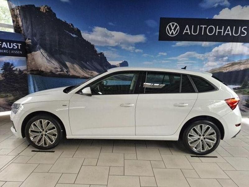 Gebraucht Skoda Scala Clever 110 PS (80 kW) 2021 Weiß Kleinwagen