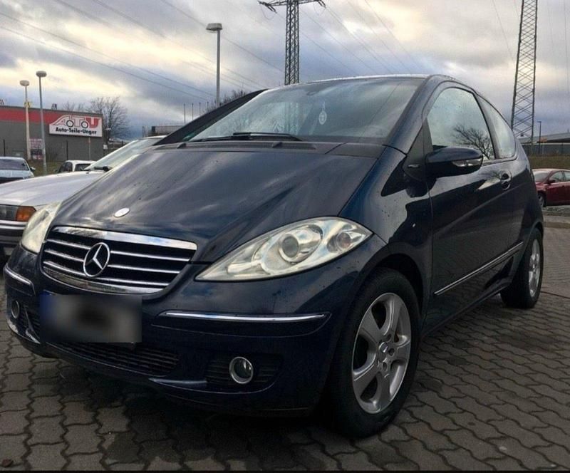 Blau Gebraucht 2005 Mercedes A200 Kleinwagen | 2.550 € (Guter Preis) - Bild 1/4