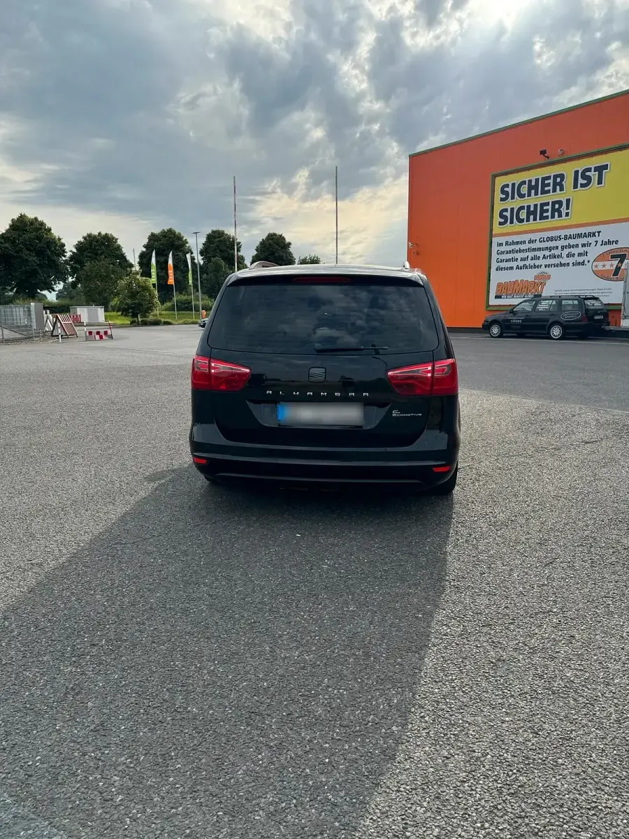 Gebraucht Seat Alhambra 140 PS (102 kW) 2011 Schwarz Van / Kleinbus