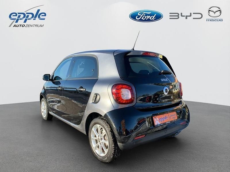 Gebraucht Smart ForFour Passion 90 PS (66 kW) 2016 Schwarz Kleinwagen