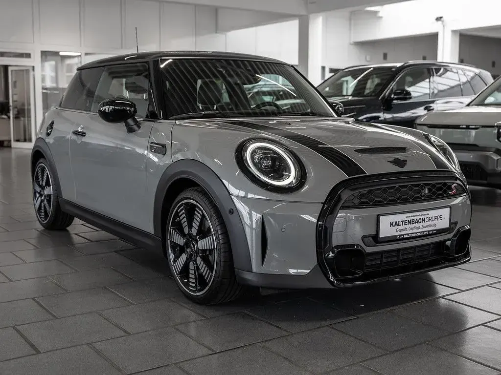 Gebraucht Mini Cooper S 178 PS (130 kW) 2022 Grau Kleinwagen