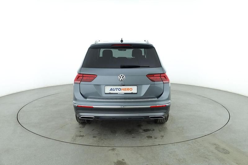 Gebraucht VW Tiguan Allspace Highline 180 PS (132 kW) 2018 Grau SUV