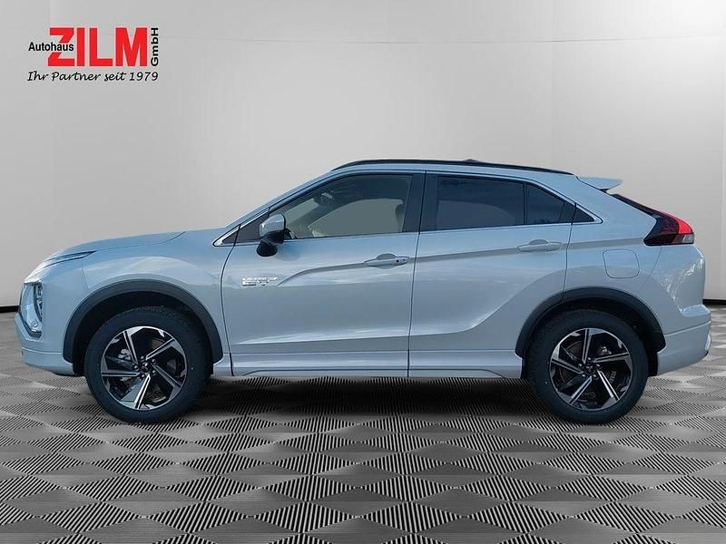 Gebraucht Mitsubishi Eclipse Cross Plus 188 PS (138 kW) 2024 Weiß (andenweiß) SUV