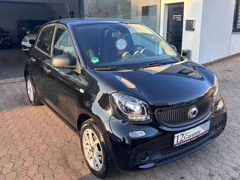 Second-hand Smart ForFour Basis 71 CP (52 kW) 2015 Negru Hatchback