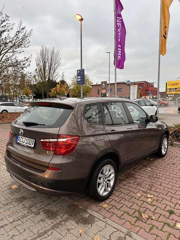 Braun Gebraucht 2012 BMW X3 SUV | 10.900 € (Fairer Preis) - Bild 1/4