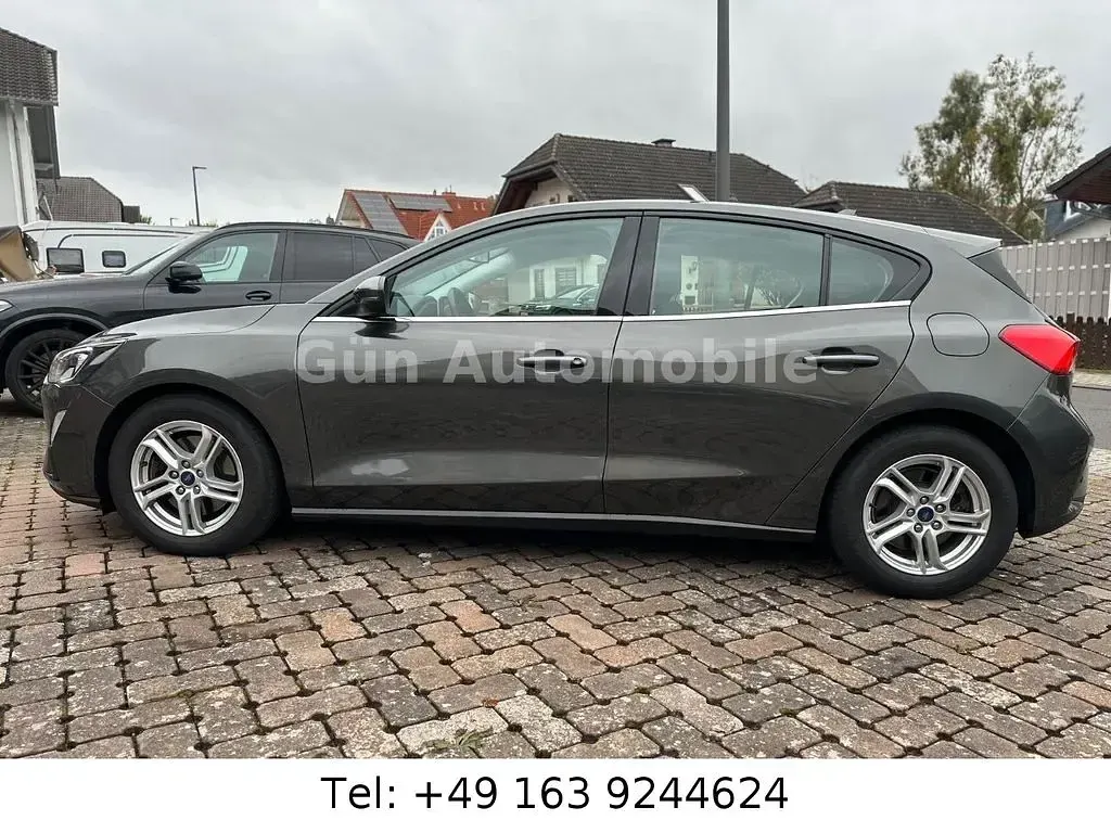 Gebraucht Ford Focus Titanium 150 PS (110 kW) 2021 Magneticgrau (metallic) Limousine