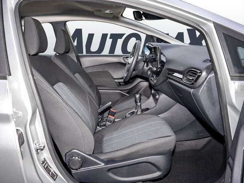 Gebraucht Ford Fiesta Cool & Connect 75 PS (55 kW) 2020 Silber Kleinwagen