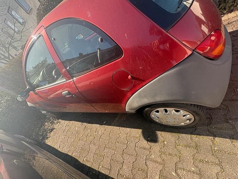 Gebraucht Ford Ka 59 PS (43 kW) 1999 Rot Kleinwagen
