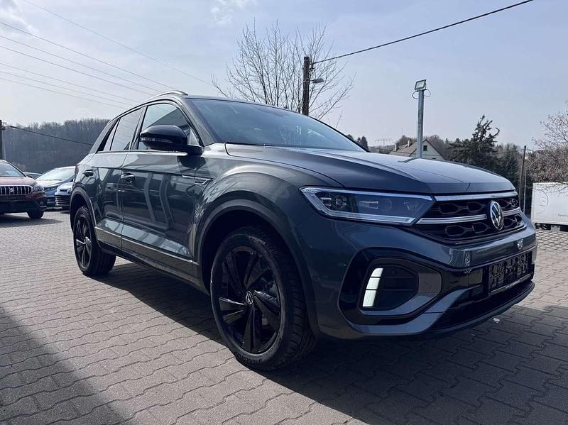 Neu VW T-Roc Style 150 PS (110 kW) 2025 Grau SUV
