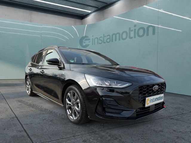 Schwarz Gebraucht 2023 Ford Focus ST-Line Kombi | 26.490 € (Etwas zu teuer) - Bild 1/2