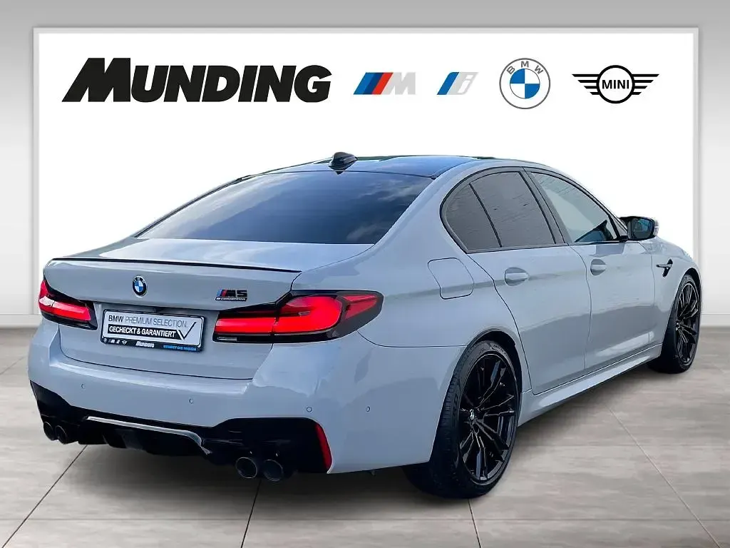 Gebraucht BMW M5 M Sport 625 PS (459 kW) 2023 Gold Limousine