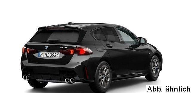 Gebraucht BMW M135 Performance 300 PS (220 kW) 2025 Schwarz Kleinwagen