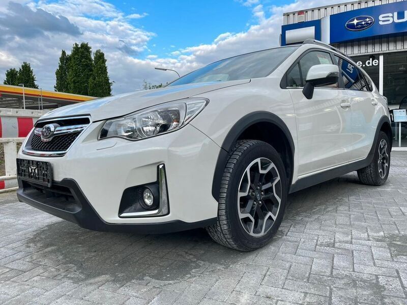 Weiß Gebraucht 2016 Subaru XV Exclusive+ SUV | 16.200 € (Etwas zu teuer) - Bild 1/4