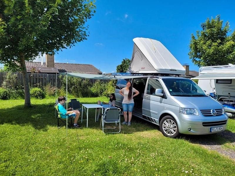 Silber Gebraucht 2005 VW T5 Van | 15.500 € (Teuer) - Bild 1/4