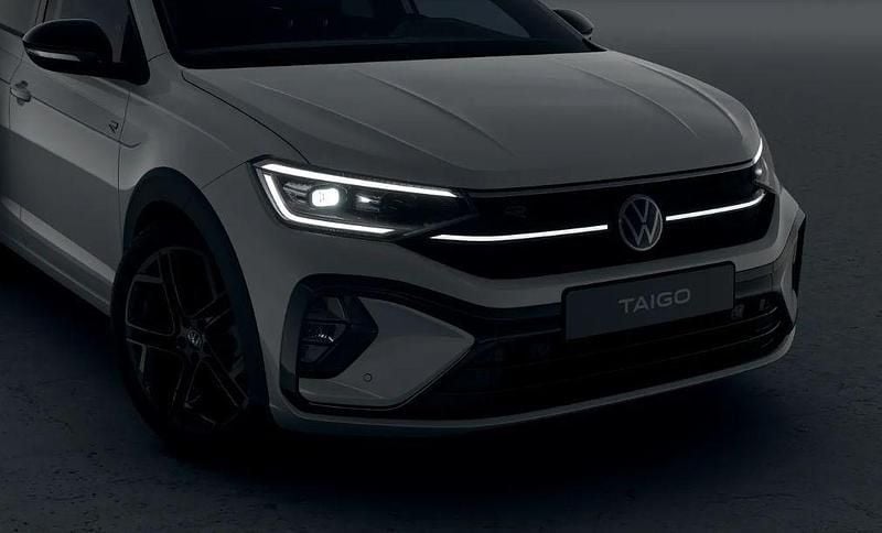 Neu VW Taigo Style 150 PS (110 kW) 2026 Pure white dach in schwarz SUV