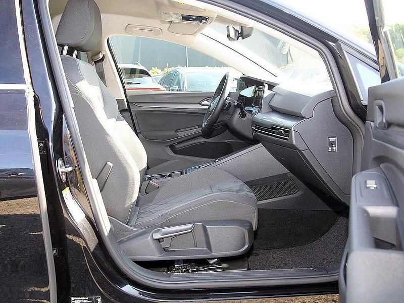 Gebraucht VW Golf VIII Style 150 PS (110 kW) 2022 Schwarz Kombi