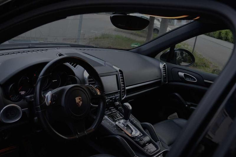 Gebraucht Porsche Cayenne 245 PS (180 kW) 2012 SUV