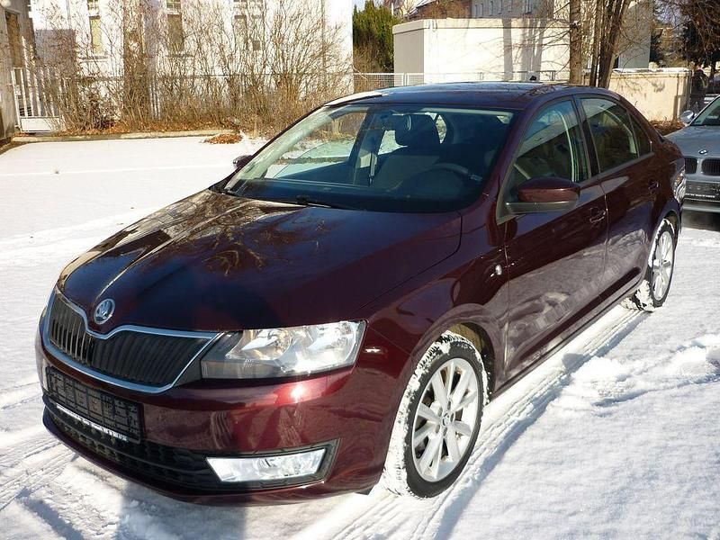 Rot Gebraucht 2013 Skoda Rapid Ambition Limousine | 6.500 € (Etwas zu teuer) - Bild 1/4
